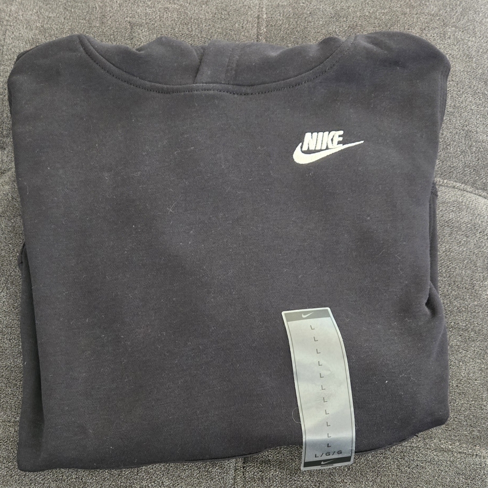 Nike Boys Black Hoodie with Logo - Picture 2 of 4